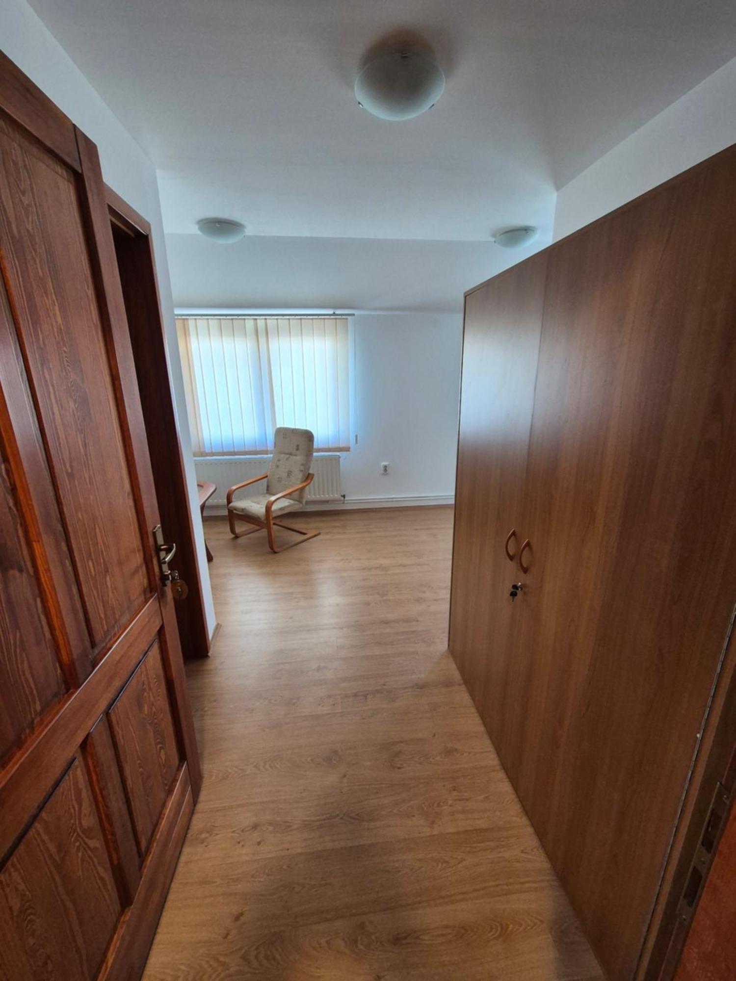 Wolf Apartments Sîngeorgiu de Mureş エクステリア 写真