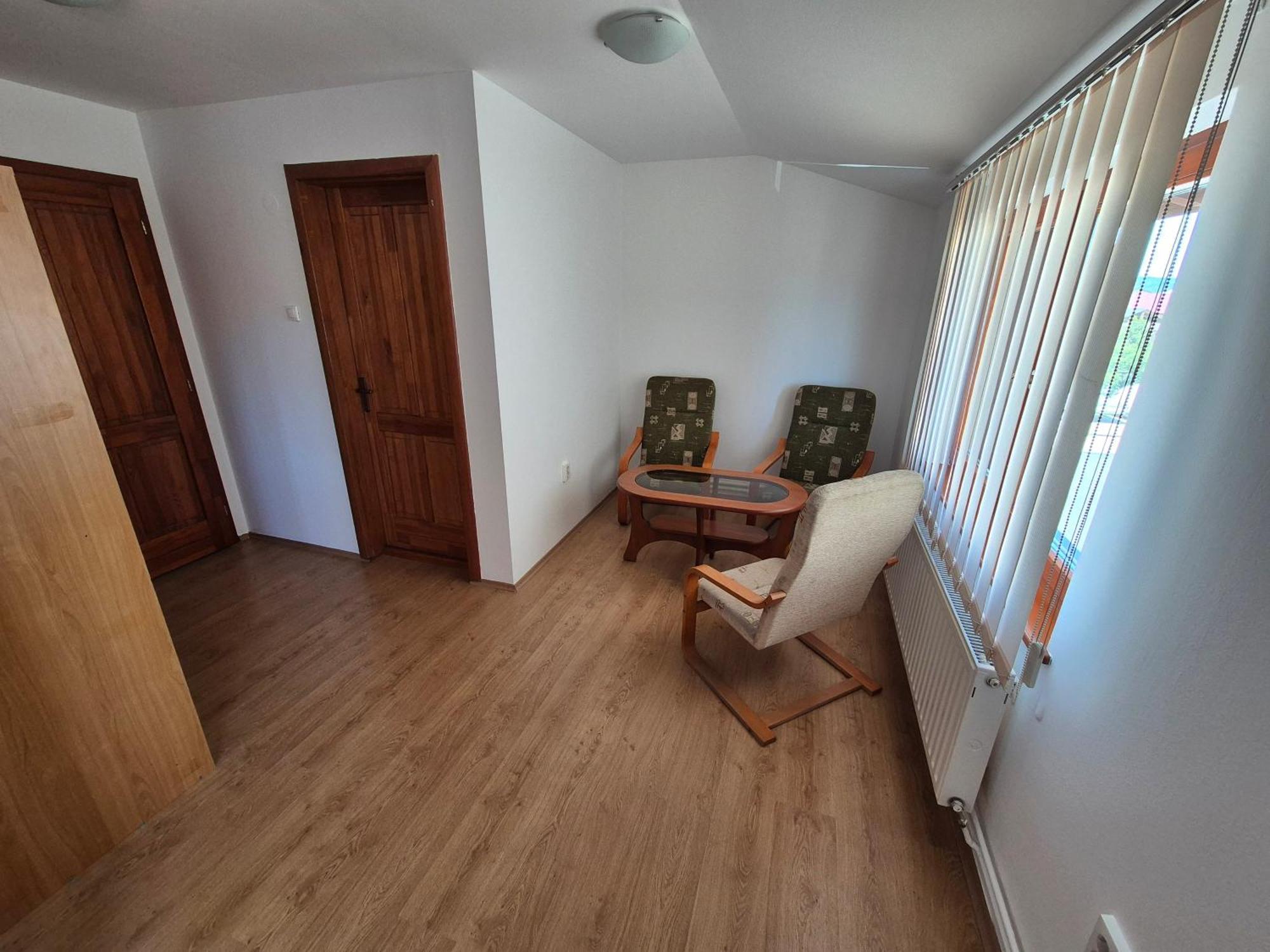 Wolf Apartments Sîngeorgiu de Mureş エクステリア 写真